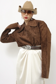 Blusa couro rustico marrom manga princesa - comprar online