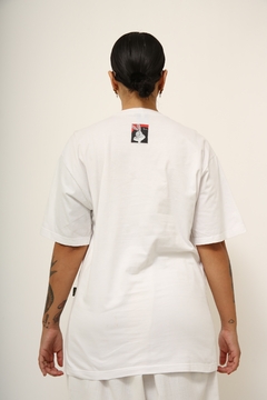 Blusa Pernalonga vintage retrato