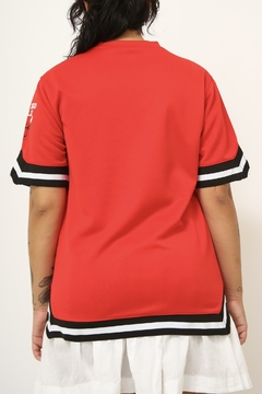 Blusa CHICAGO BULLS original na internet