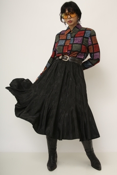 Saia preta vintage midi recortes - loja online