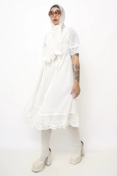 Penhoar + Camisola renda babados vintage - Capichó Brechó