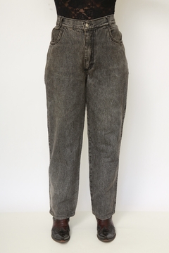 Calça jeans cinza classica na internet
