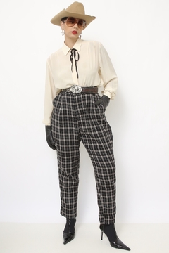 Calça xadrez vintage preta cintura alta