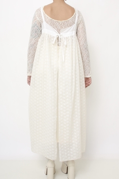 Vestido renda amplo estilo penhoar - Capichó Brechó