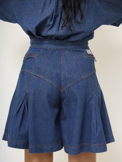 Shorts jeans efeito saia - loja online