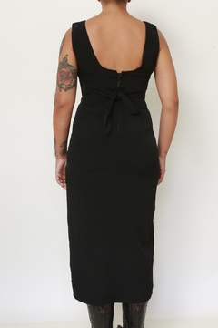 Vestido preto midi viscose - Capichó Brechó