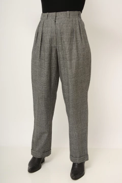 Calça xadrez vintage cintura alta cinza na internet