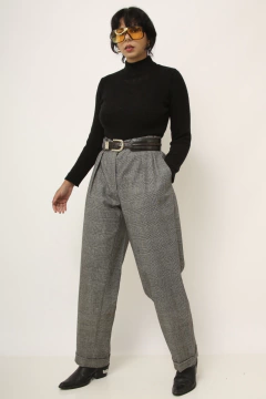Calça xadrez vintage cintura alta cinza