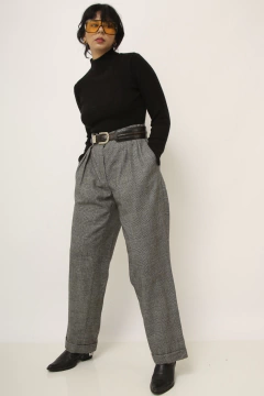 Imagem do Calça xadrez vintage cintura alta cinza