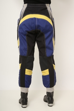 Calça esportiva vintage recortes color SHIFT - loja online