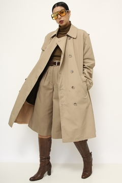 Trench Coat bege forro pelúcia marrom removível na internet