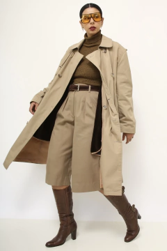 Imagem do Trench Coat bege forro pelúcia marrom removível