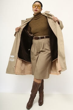 Imagem do Trench Coat bege forro pelúcia marrom removível