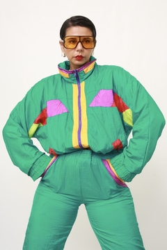 Conjunto de nylon verde JAQUETA + CALÇA na internet