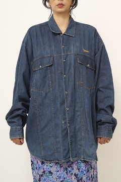Maxi camisa jeans escuro bordado