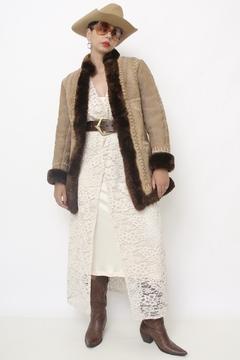 Casaco BOHO forro de pele 70´s bordado vintage - comprar online
