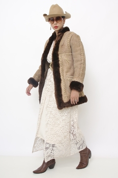 Casaco BOHO forro de pele 70´s bordado vintage na internet