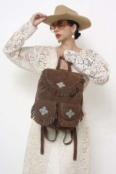 Mochila franja 100% couro boho - Capichó Brechó