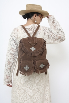 Mochila franja 100% couro boho - Capichó Brechó