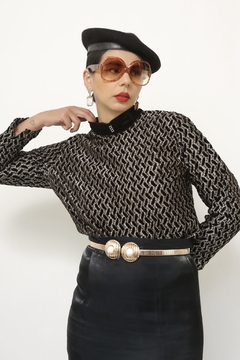Blusa veludo com dourado gola alta vintage - comprar online