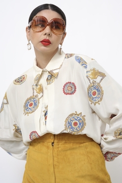 Camisa Atelie Parisiense bege estampa - comprar online