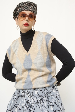 Colete Pierre Cardin azul bege na internet
