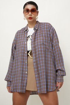 Camisa roxa xadrez Pierre Cardin na internet