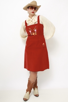 Vestido veludo vermelho bordado - comprar online