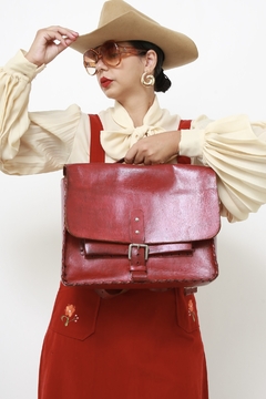 Mochila 100% couro marsala - comprar online