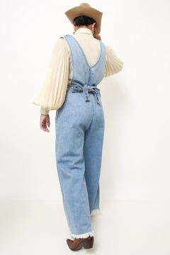 Macacao jeans flare amarração - Capichó Brechó