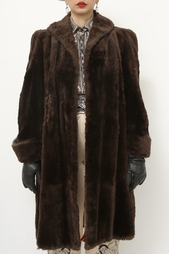 Casaco pele marrom forrado classico - comprar online