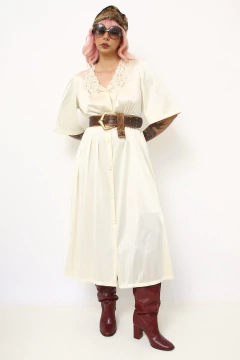 Imagem do Camisola acetinada creme vintage