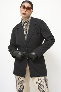 Blazer preto classico vintage na internet