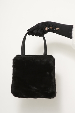 Bolsa de pelo preta forrada - comprar online