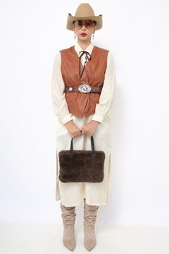 Bolsa marrom Fatima Serrano pelo marrom forrada - comprar online