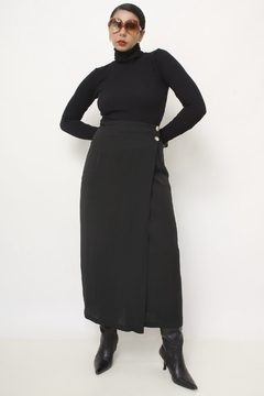 Saia midi preta classica - comprar online