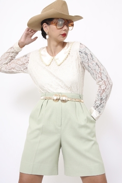 Blusa renda manga longa gola de cetim