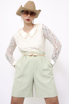 Blusa renda manga longa gola de cetim - Capichó Brechó
