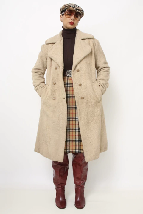 Casaco pelucia bege forradao CGC