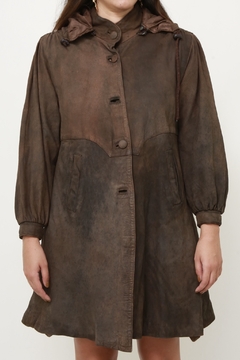 Casaco couro camurça marrom c/ capuz vintage - comprar online