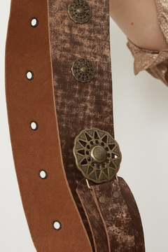 Cinto 100% couro western medalhas - comprar online