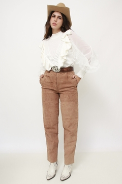 Blusa branca tricot babados western