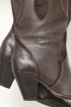 Imagem do Bota marrom 100% couro western 35