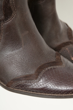 Bota marrom 100% couro western 35