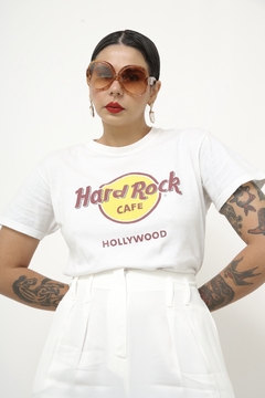 Camiseta HARD ROCK cafe HOLLYWOOD - Capichó Brechó
