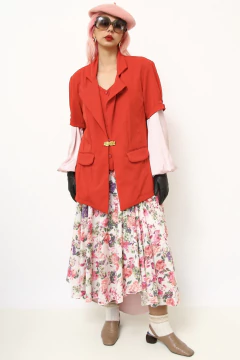 Imagem do Blazer vermelho embutido flor dourada