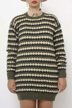 Tricot verde longo listras suspiros na internet