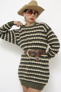 Tricot verde longo listras suspiros