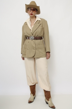 Imagem do Blazer bege forrado textura