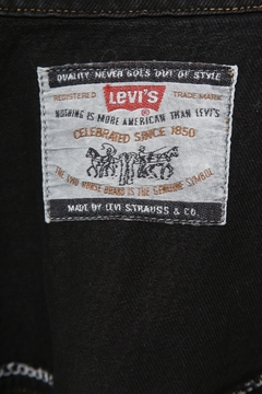 Jaqueta preta LEVIS clássica - Capichó Brechó